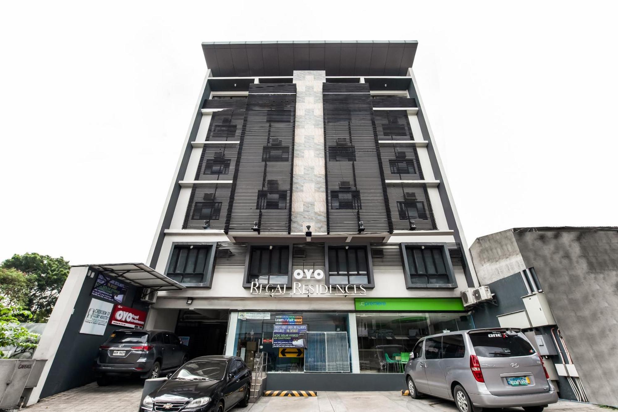Oyo 136 Regal Residences 奎松市 外观 照片